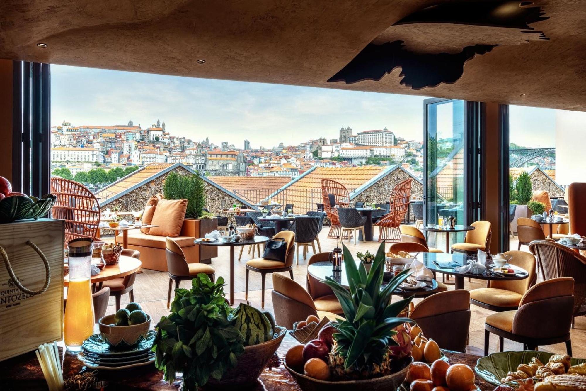 Forte De Gaia, Autograph Collection Vila Nova de Gaia Kültér fotó The Park's rooftop bar