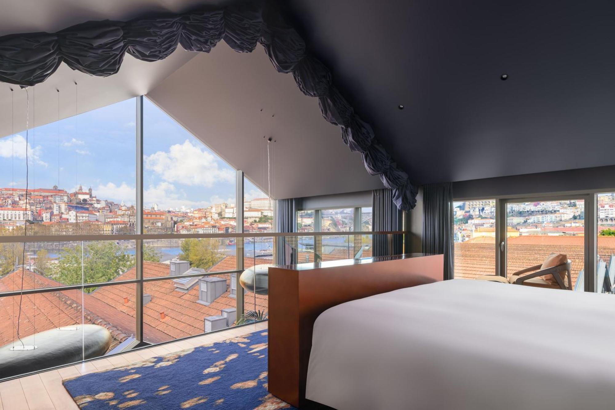Forte De Gaia, Autograph Collection Vila Nova de Gaia Kültér fotó The view from the hotel
