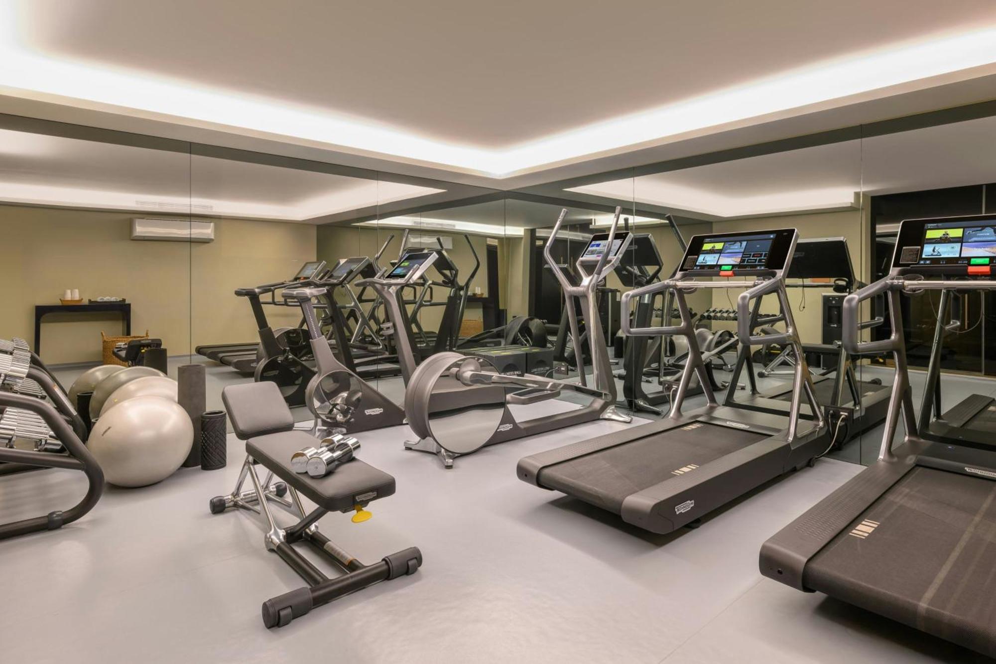 Forte De Gaia, Autograph Collection Vila Nova de Gaia Kültér fotó The gym at the hotel